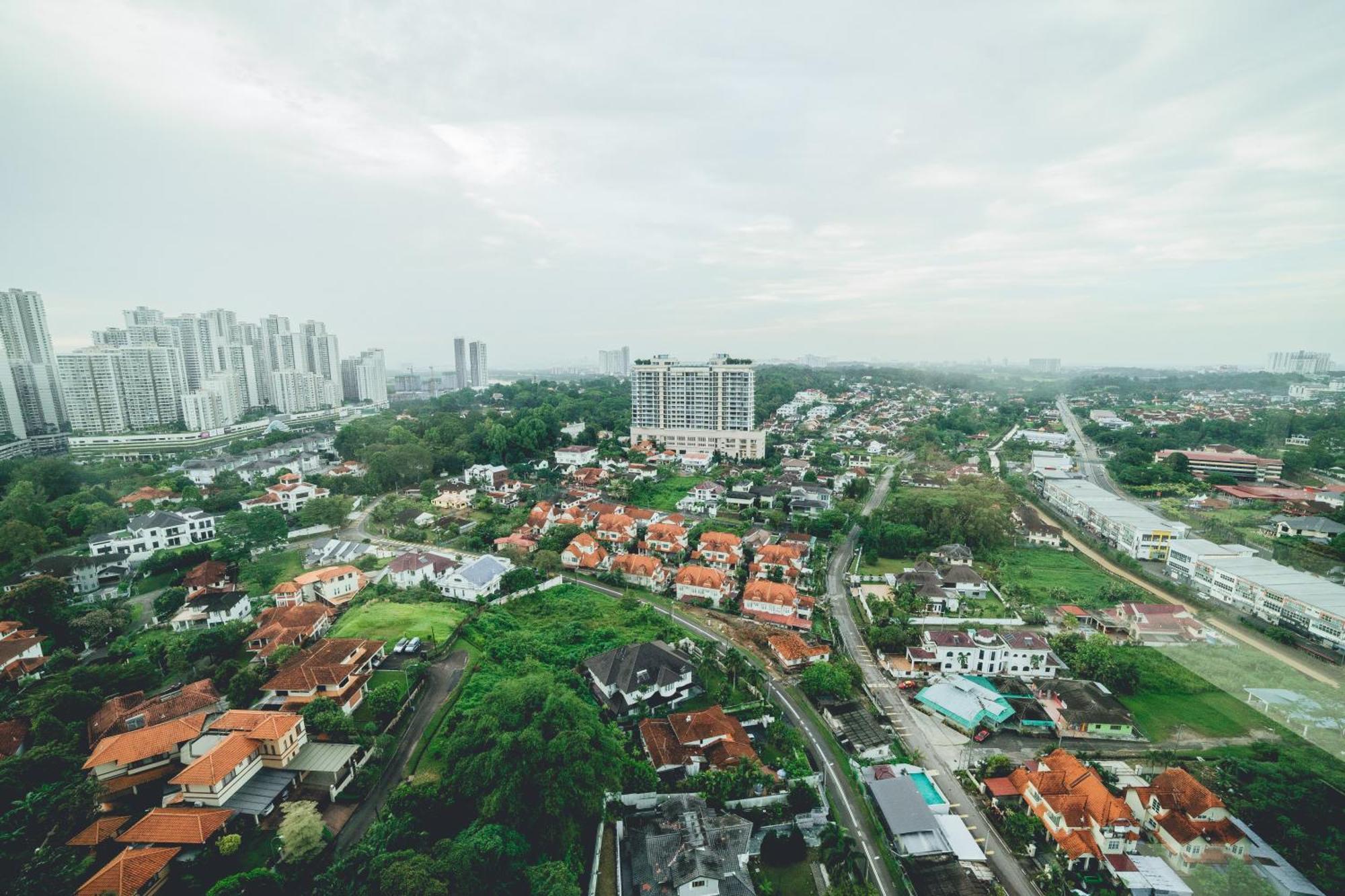 Paragon Residence 2Br4Pax Sleek Stay Nr Ciq Midvalley By Our Stay 新山 外观 照片