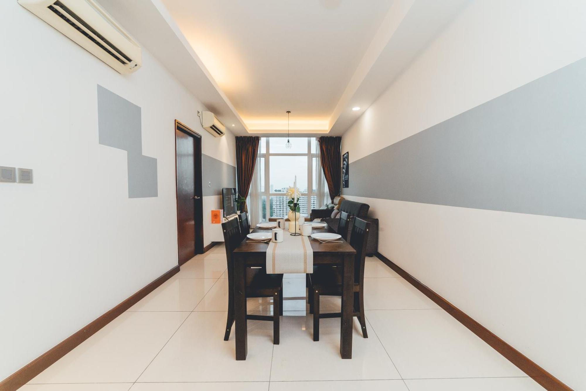 Paragon Residence 2Br4Pax Sleek Stay Nr Ciq Midvalley By Our Stay 新山 外观 照片